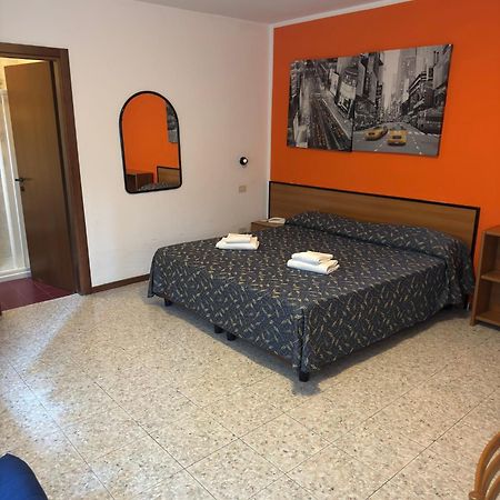 Hotel Benacus Bardolino Exteriér fotografie