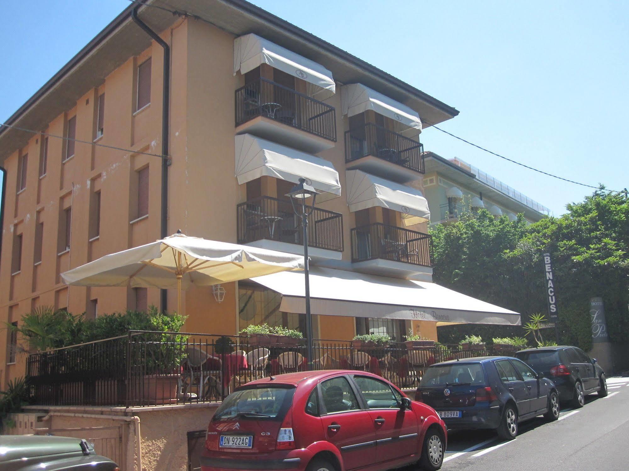 Hotel Benacus Bardolino Exteriér fotografie