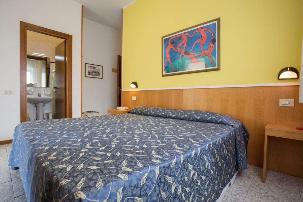 Hotel Benacus Bardolino Exteriér fotografie