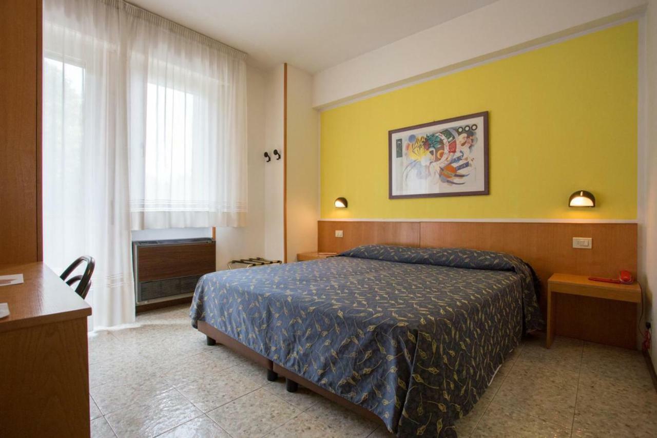 Hotel Benacus Bardolino Exteriér fotografie