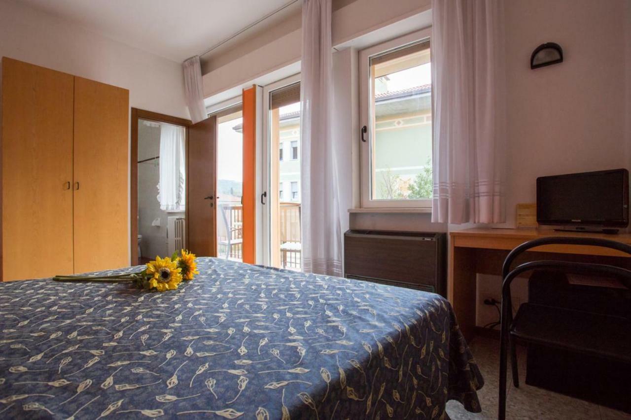 Hotel Benacus Bardolino Exteriér fotografie