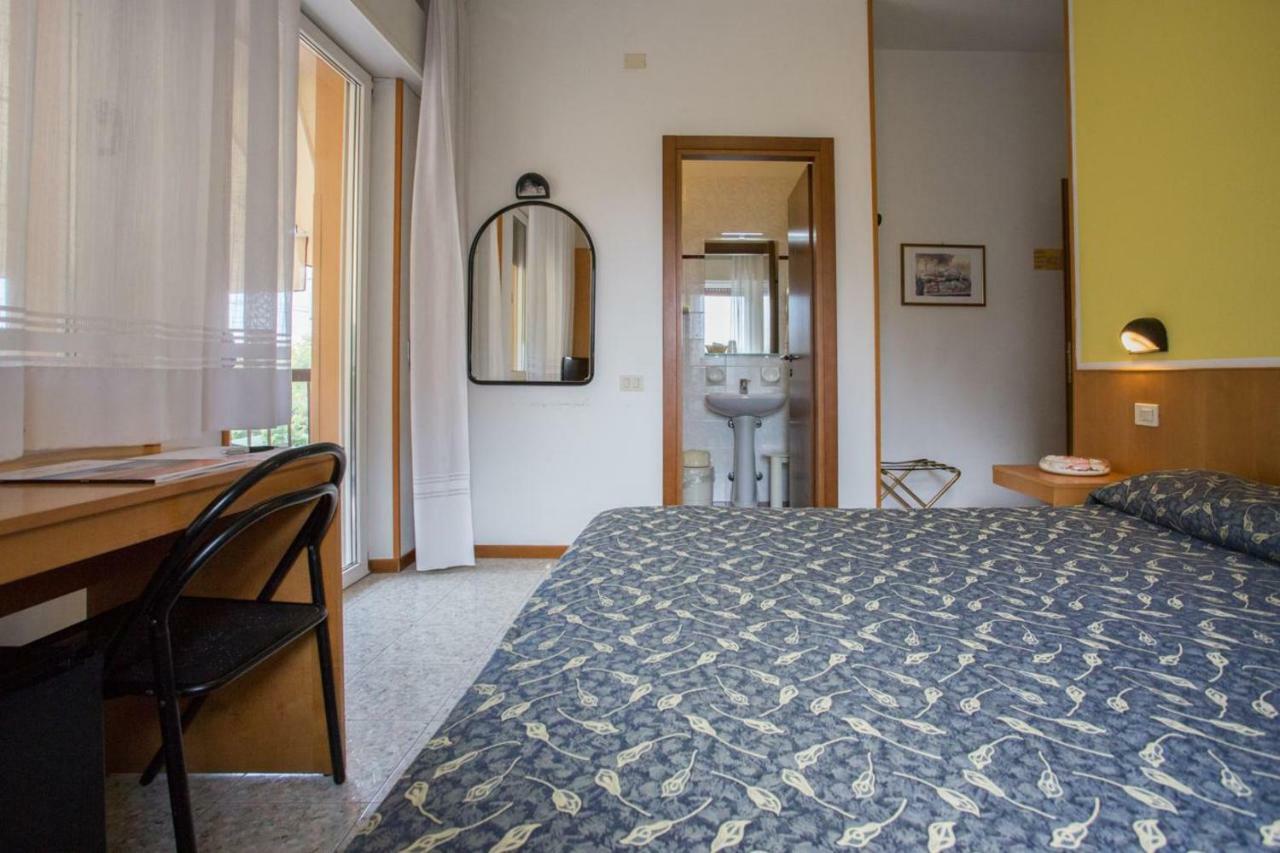 Hotel Benacus Bardolino Exteriér fotografie